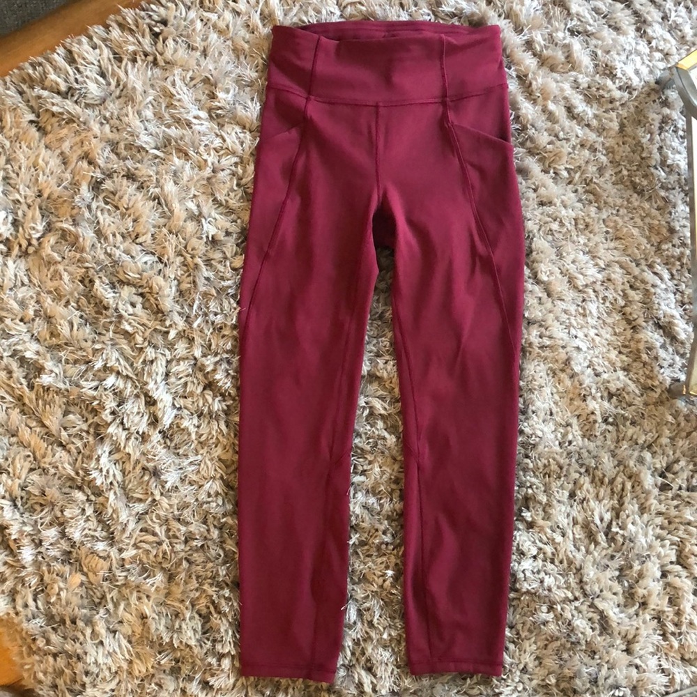 Lululemon Time to Sweat Crop 23”